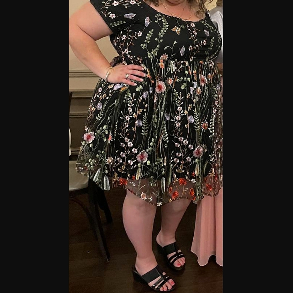NWT Torrid Sheer Black Lace Smocked Off Shoulder Floral Embroidered Dress, sz 4 - Picture 12 of 12